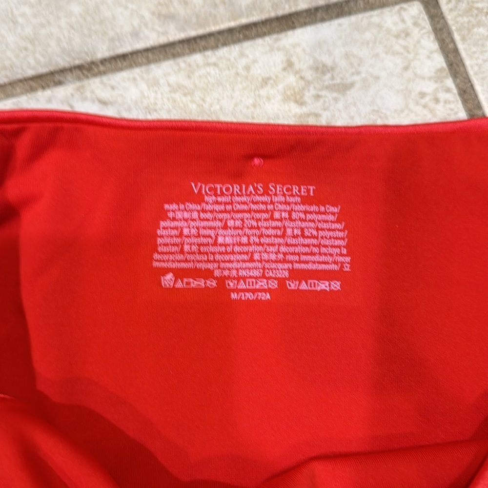 NEW! Victoria’s Secret Shiny Knotted High Rise Bikini Bottoms M - Picture 3 of 6